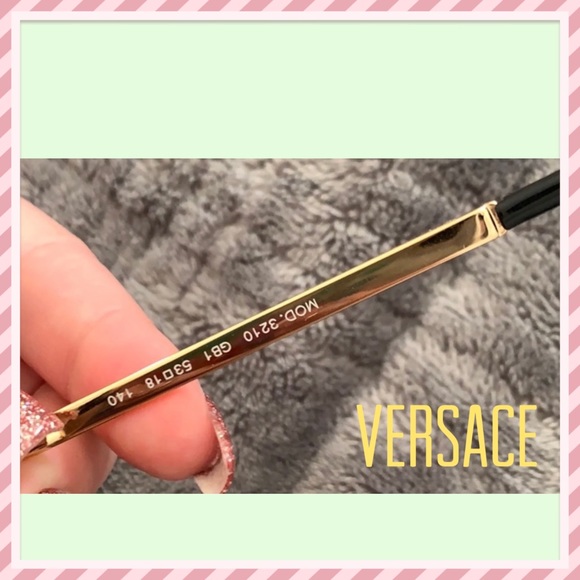 💫Authentic Versace Reading Glasses💫 - Picture 4 of 6